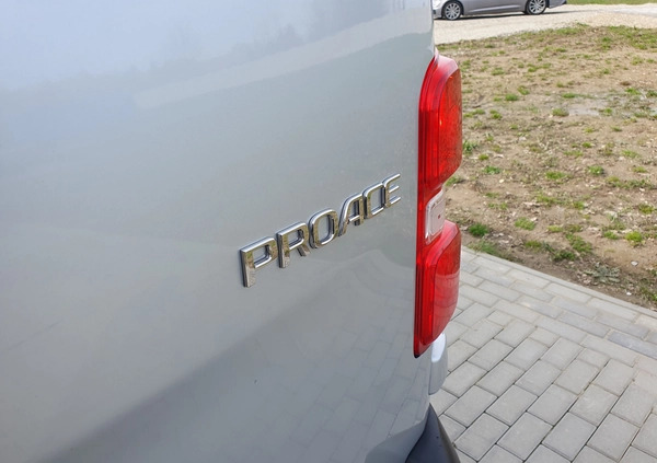 Toyota ProAce cena 79900 przebieg: 250000, rok produkcji 2017 z Recz małe 407